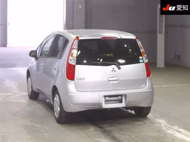 MITSUBISHI COLT