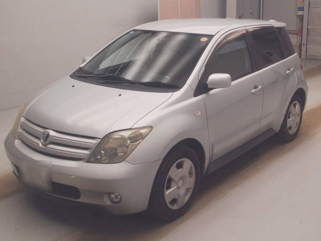 TOYOTA IST