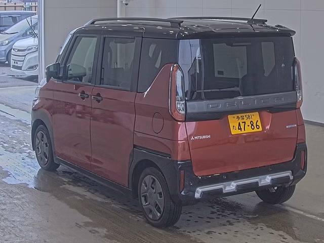 MITSUBISHI DELICA MINI
