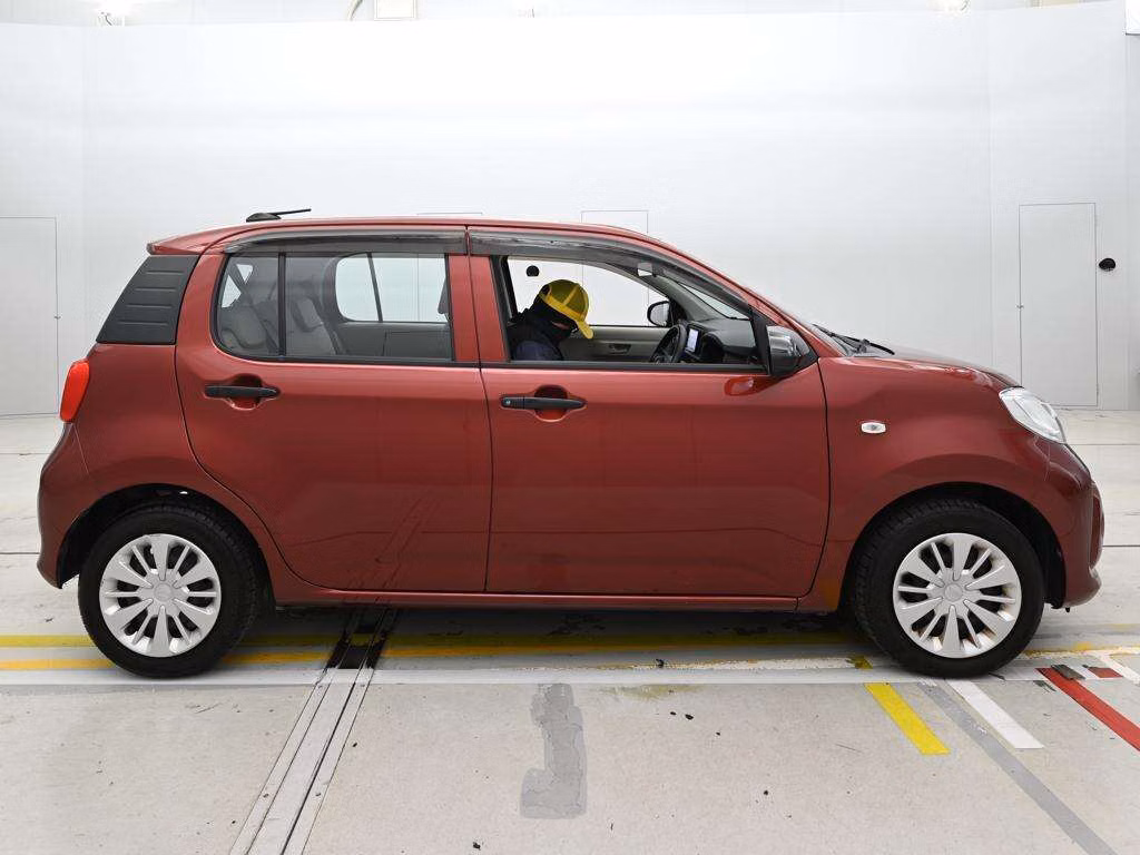 DAIHATSU BOON