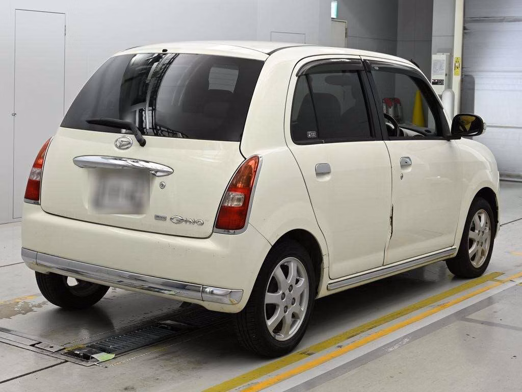 DAIHATSU MIRA GINO