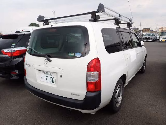MAZDA FAMILIA