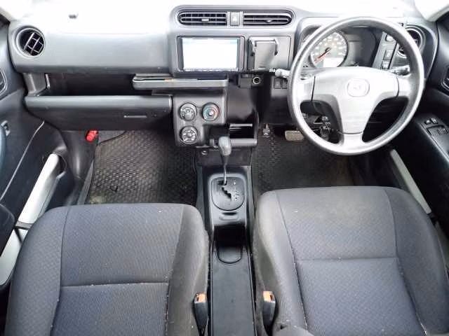 MAZDA FAMILIA