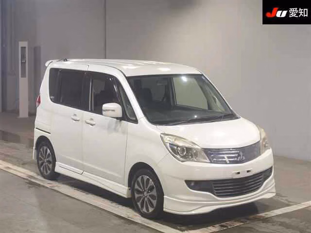 MITSUBISHI DELICA D:2