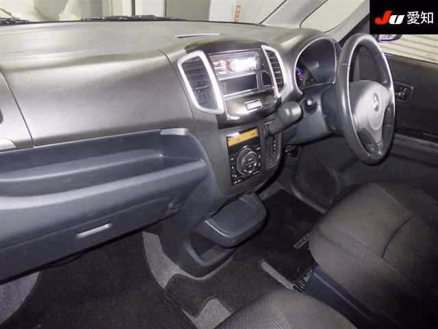 MITSUBISHI DELICA D:2
