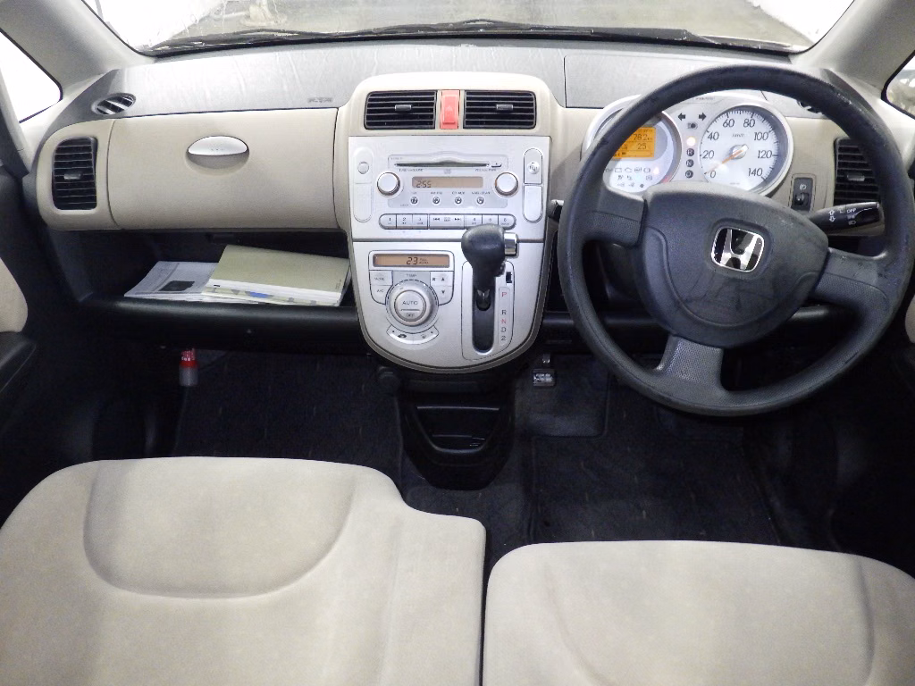 HONDA LIFE