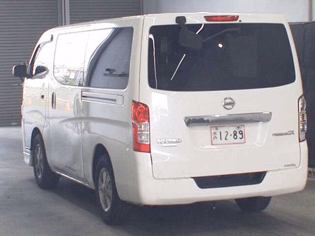 NISSAN NV350 CARAVAN