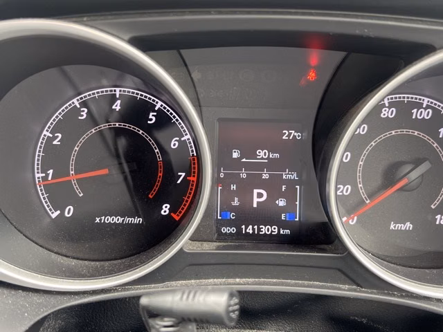 MITSUBISHI RVR