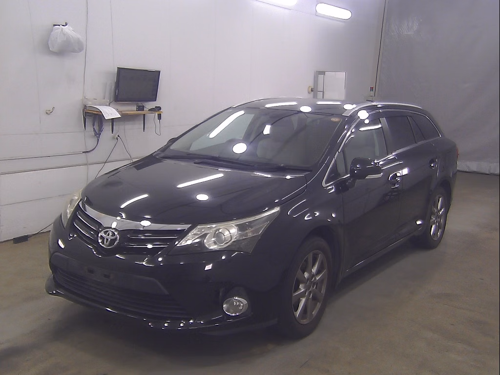 TOYOTA AVENSIS