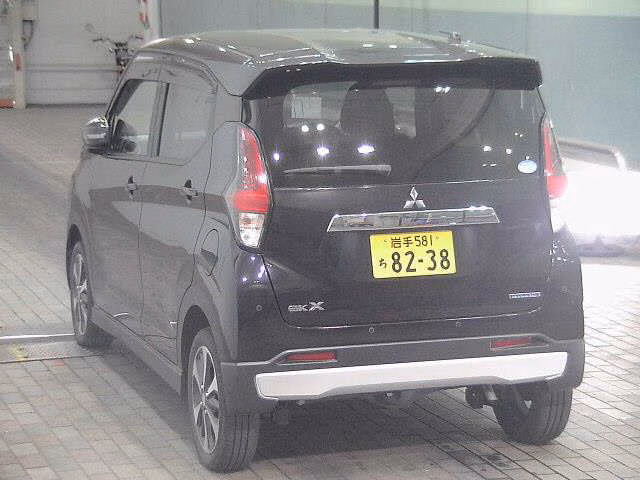 MITSUBISHI EK X