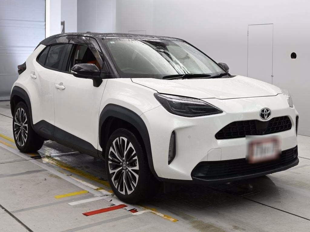 TOYOTA YARIS CROSS