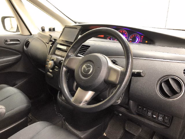 MAZDA BIANTE
