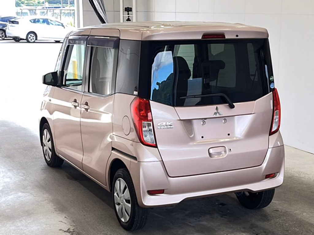 MITSUBISHI EK SPACE