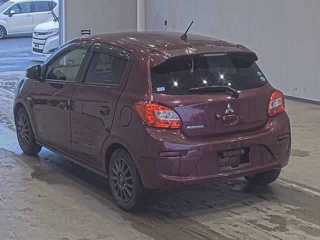 MITSUBISHI MIRAGE