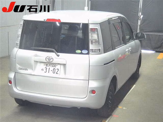 TOYOTA SIENTA