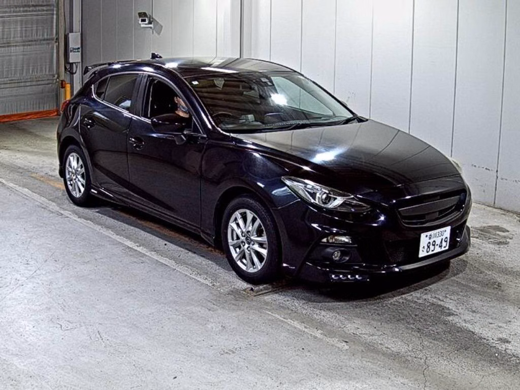 MAZDA AXELA