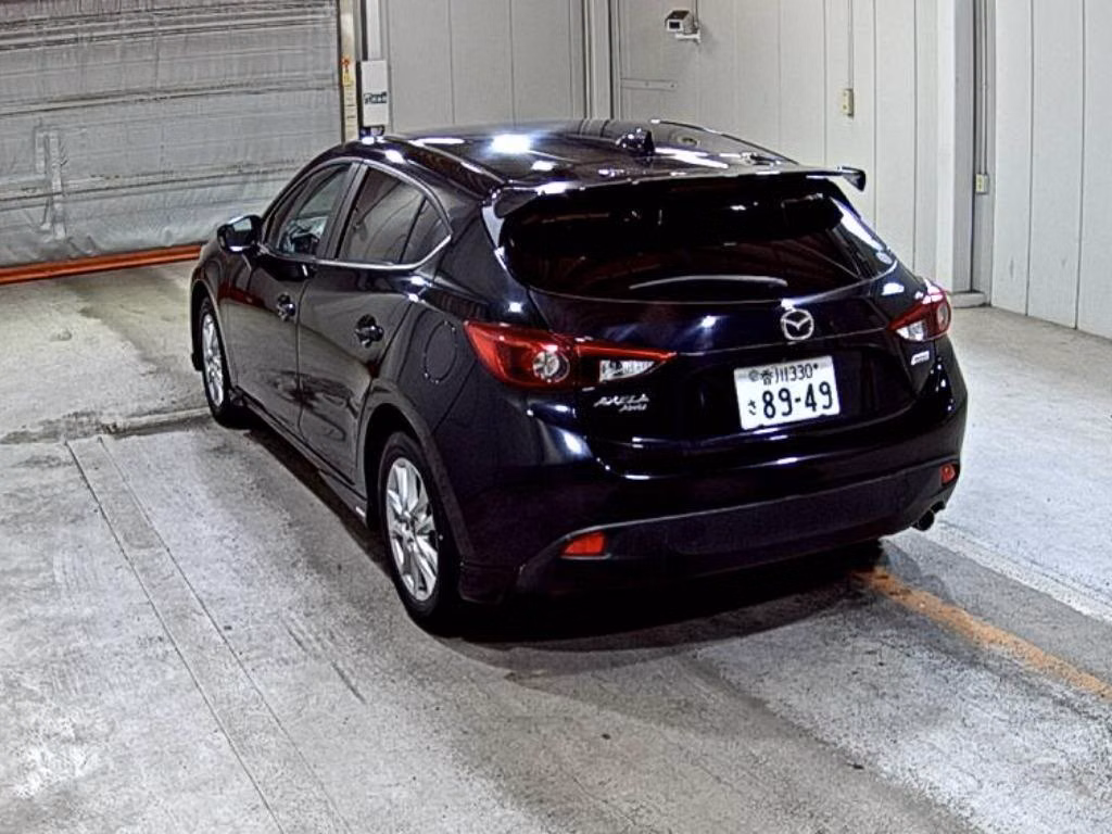 MAZDA AXELA