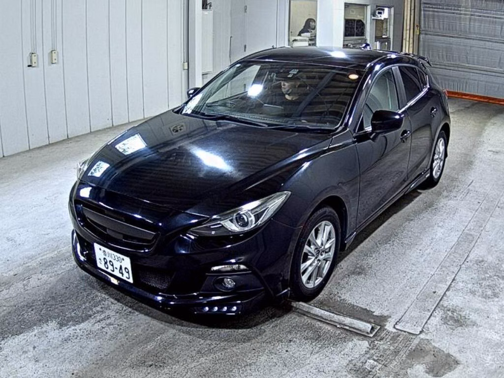 MAZDA AXELA