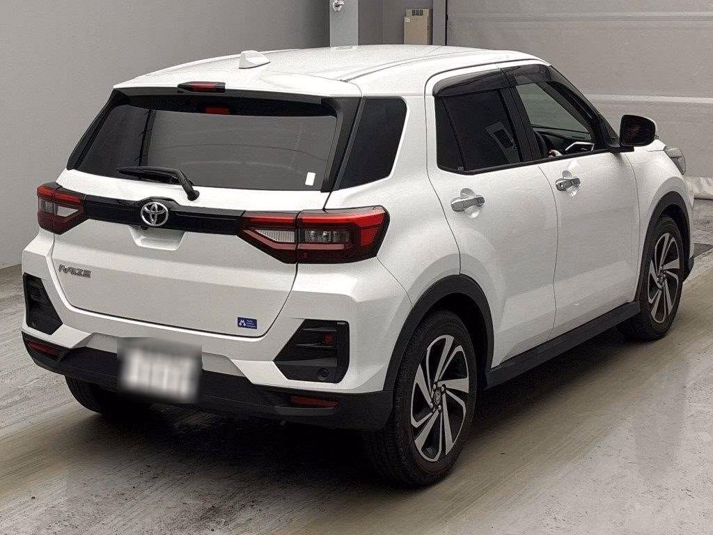 TOYOTA RAIZE