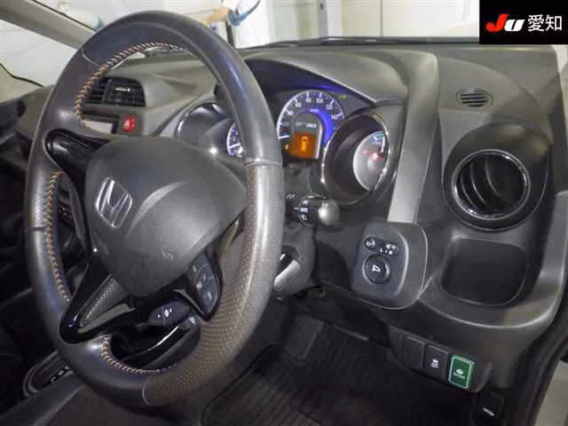HONDA FIT SHUTTLE