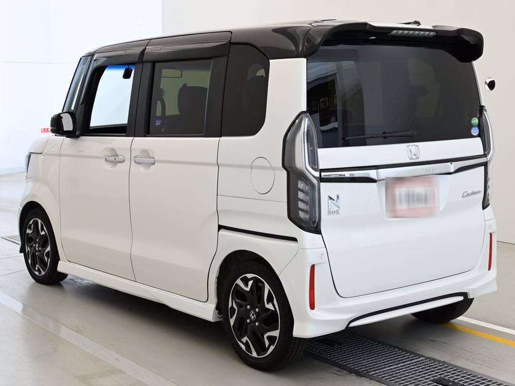 HONDA N-BOX