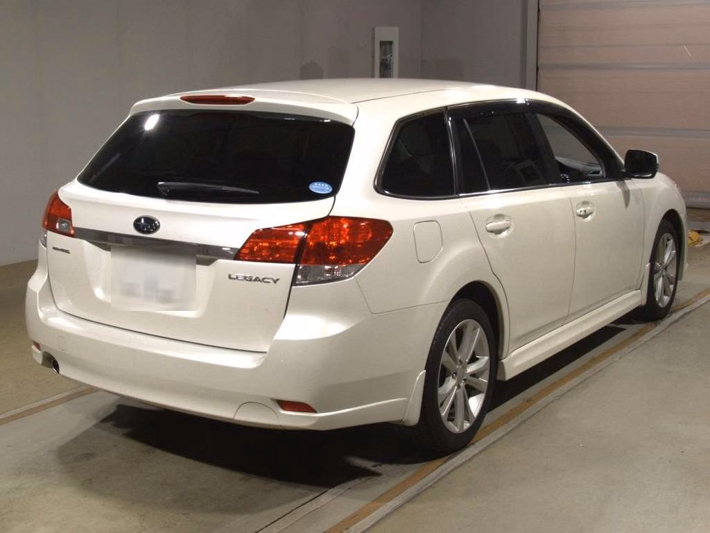 SUBARU LEGACY
