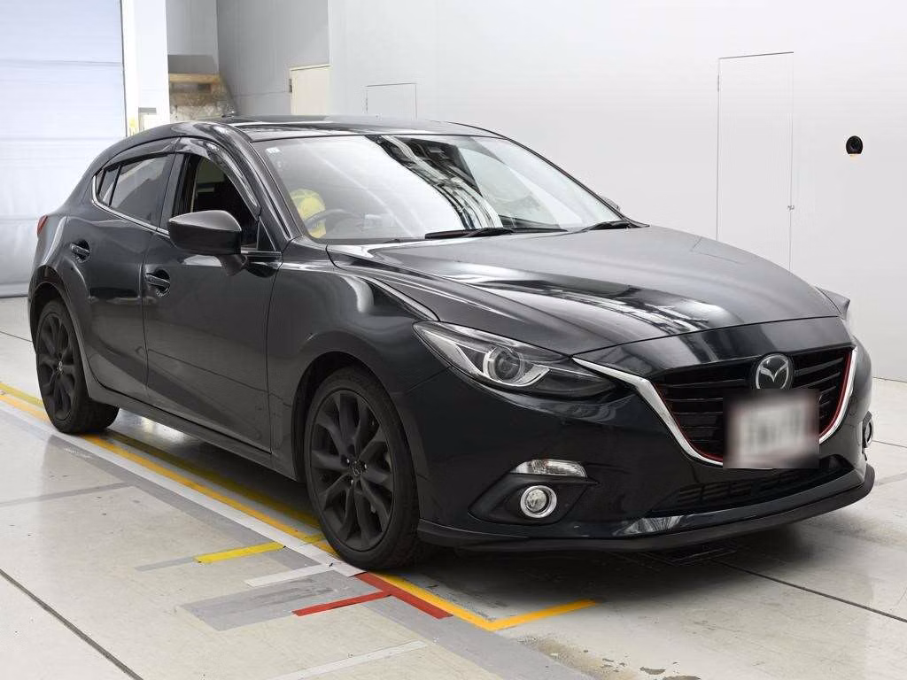 MAZDA AXELA
