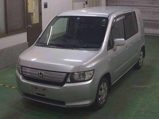 HONDA MOBILIO SPIKE