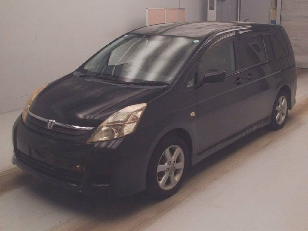 TOYOTA ISIS