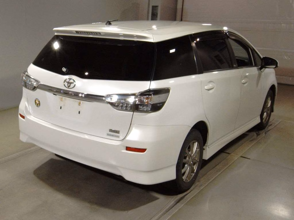 TOYOTA WISH