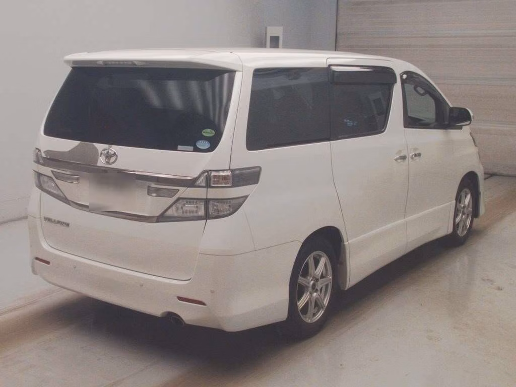 TOYOTA VELLFIRE