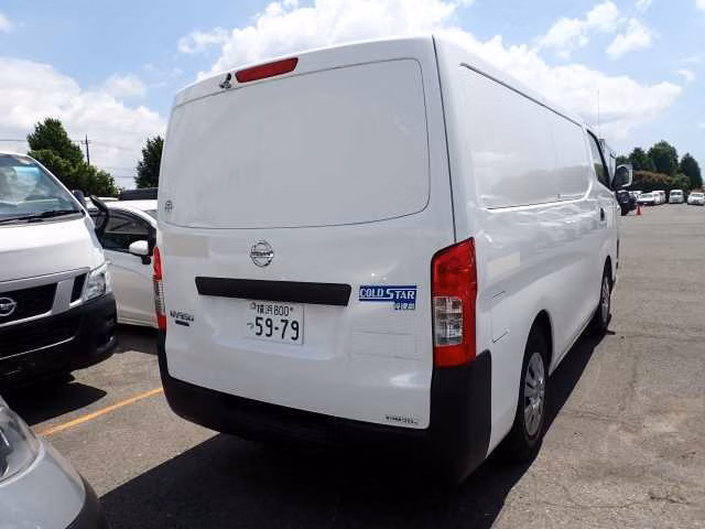 NISSAN NV350 CARAVAN