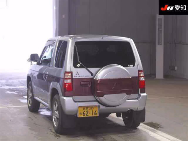 MITSUBISHI PAJERO MINI