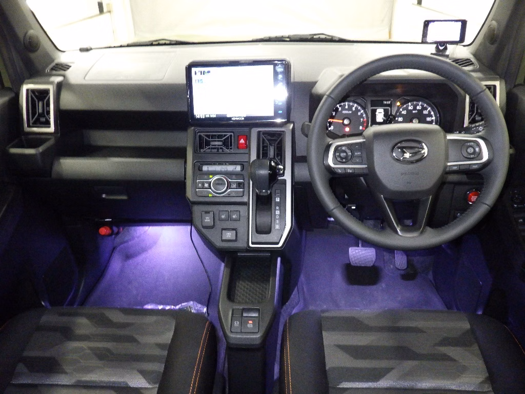 DAIHATSU TAFT