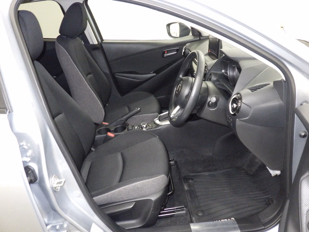 MAZDA MAZDA2