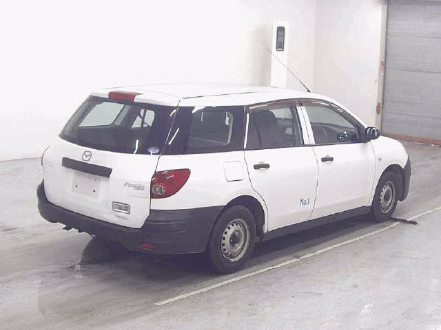 MAZDA FAMILIA