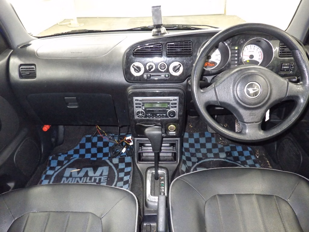 DAIHATSU MIRA GINO