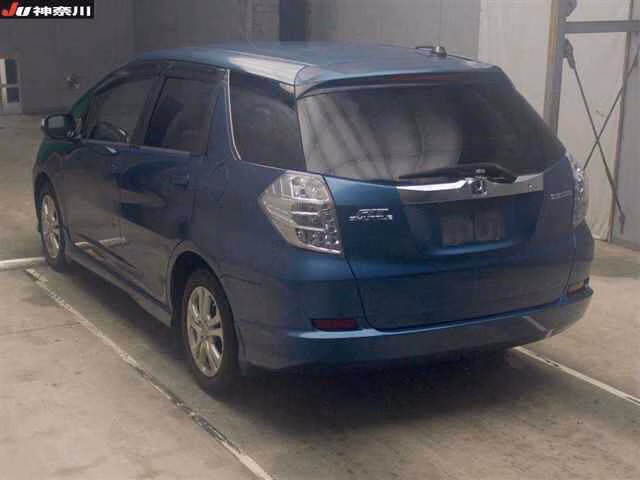 HONDA FIT SHUTTLE