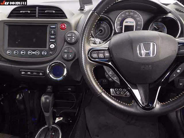 HONDA FIT SHUTTLE