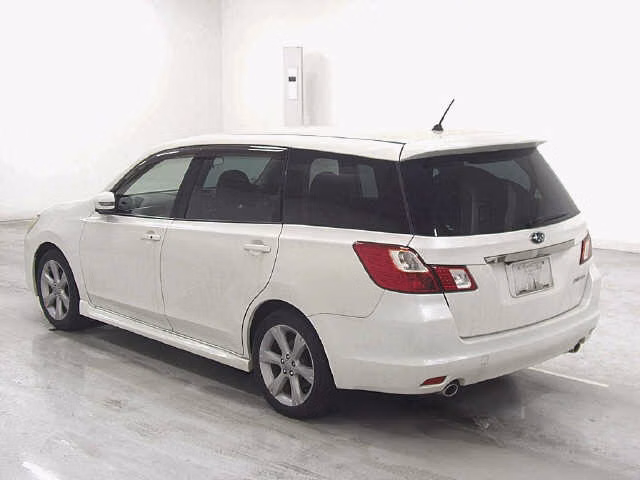 SUBARU EXIGA