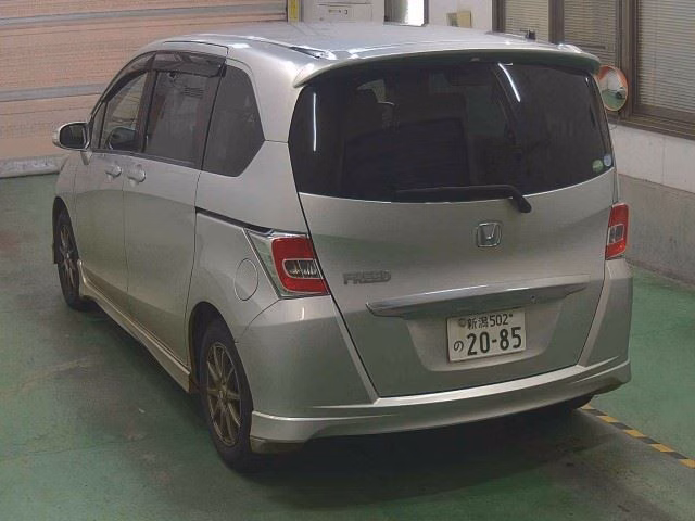 HONDA FREED