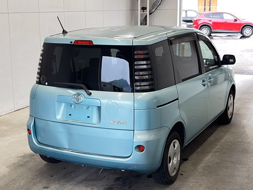 TOYOTA SIENTA