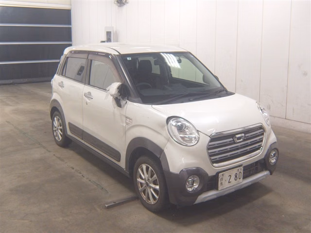 DAIHATSU CAST