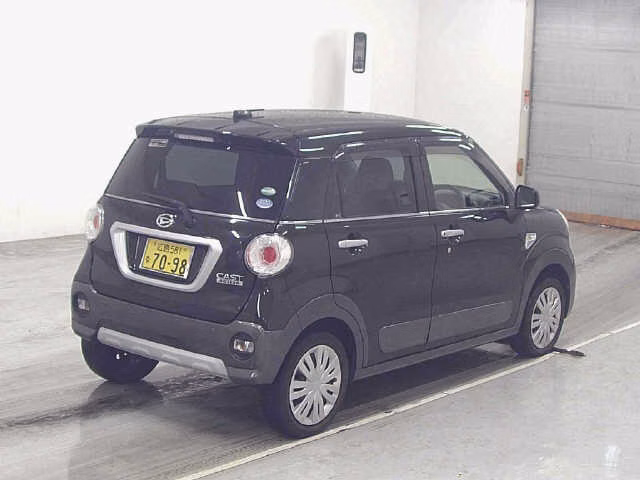DAIHATSU CAST