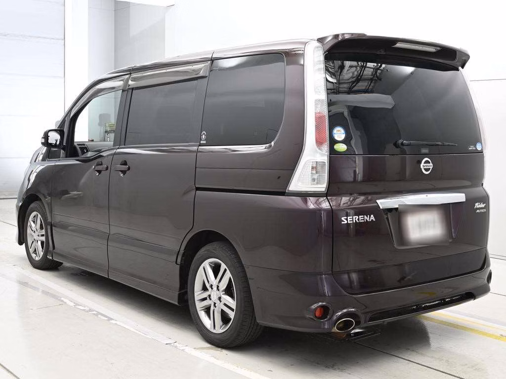 NISSAN SERENA