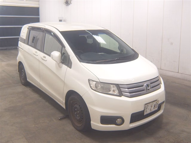 HONDA FREED SPIKE