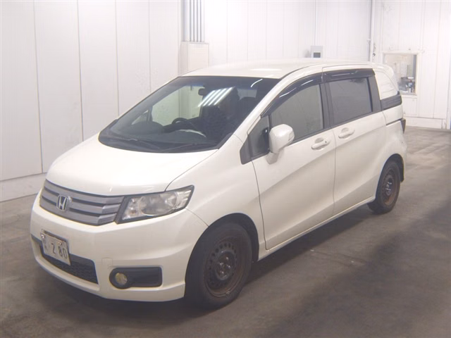 HONDA FREED SPIKE