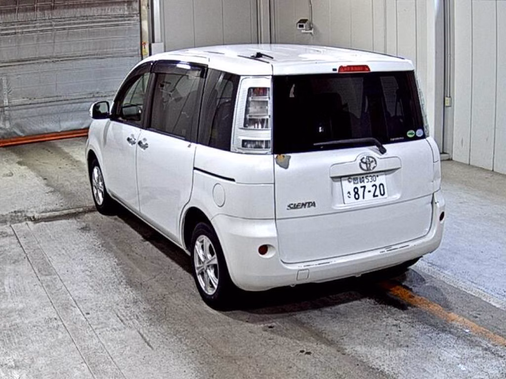 TOYOTA SIENTA