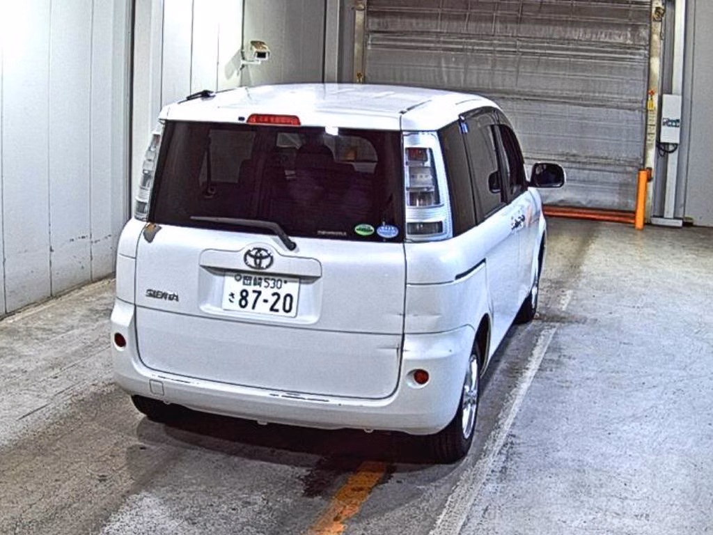 TOYOTA SIENTA