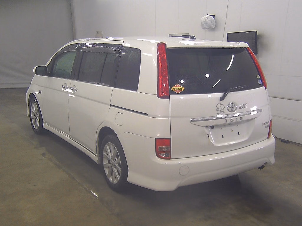 TOYOTA ISIS
